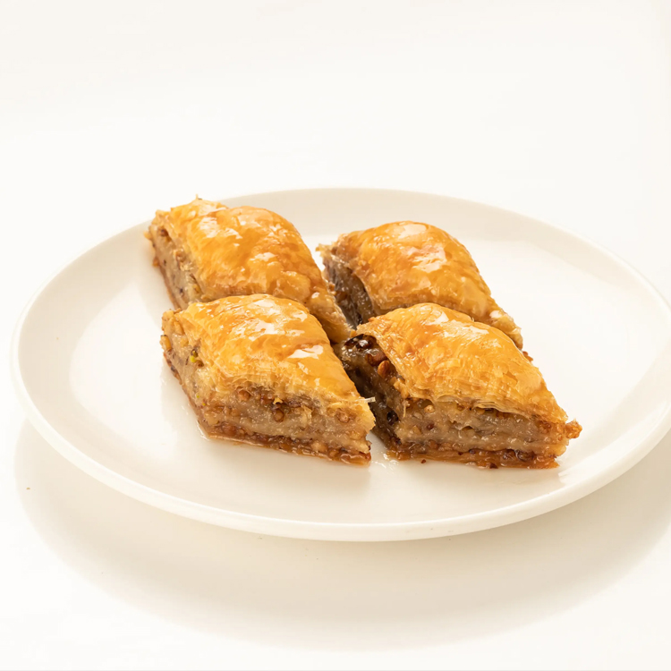 Cevizli Ev Baklavası