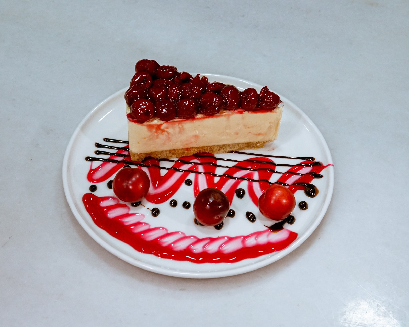 Vişneli Cheesecake