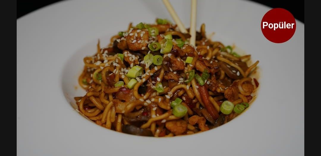 TAVUKLU NOODLE