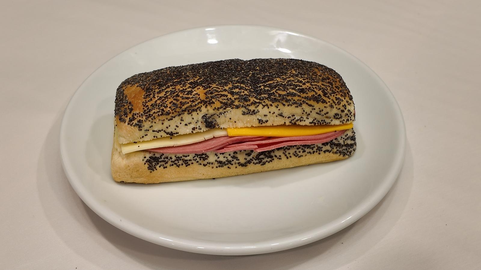 Panini Dana Jambon Sandviç