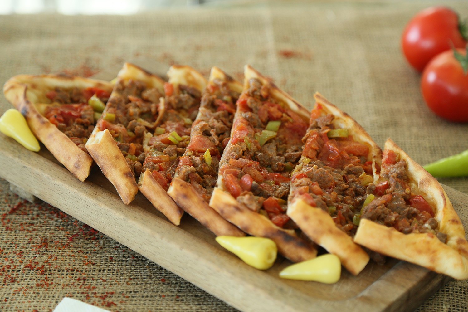 Kuşbaşılı Pide