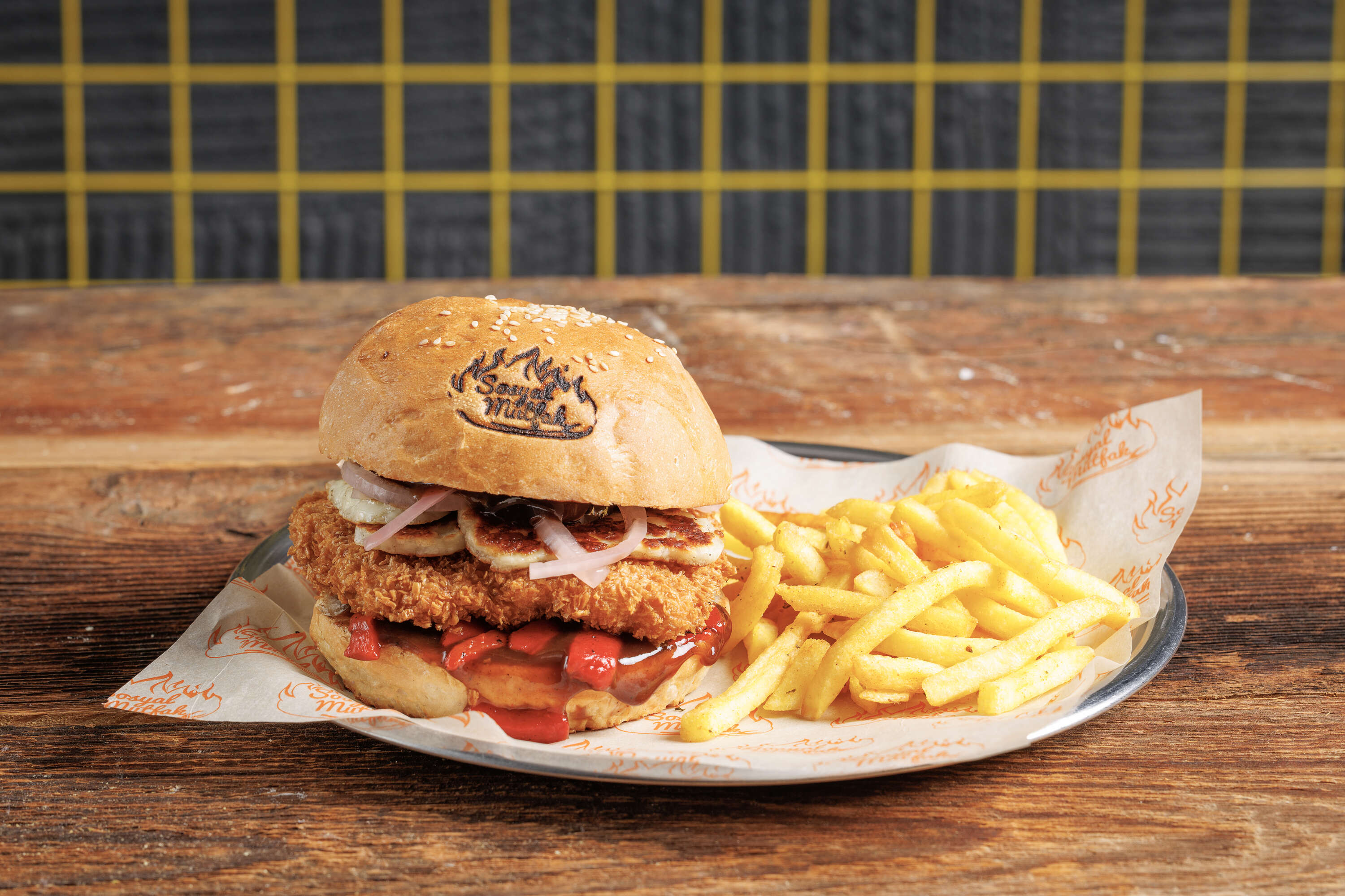 Smoke Chicken Burger