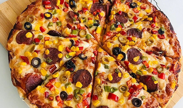KARIŞIK PİZZA
