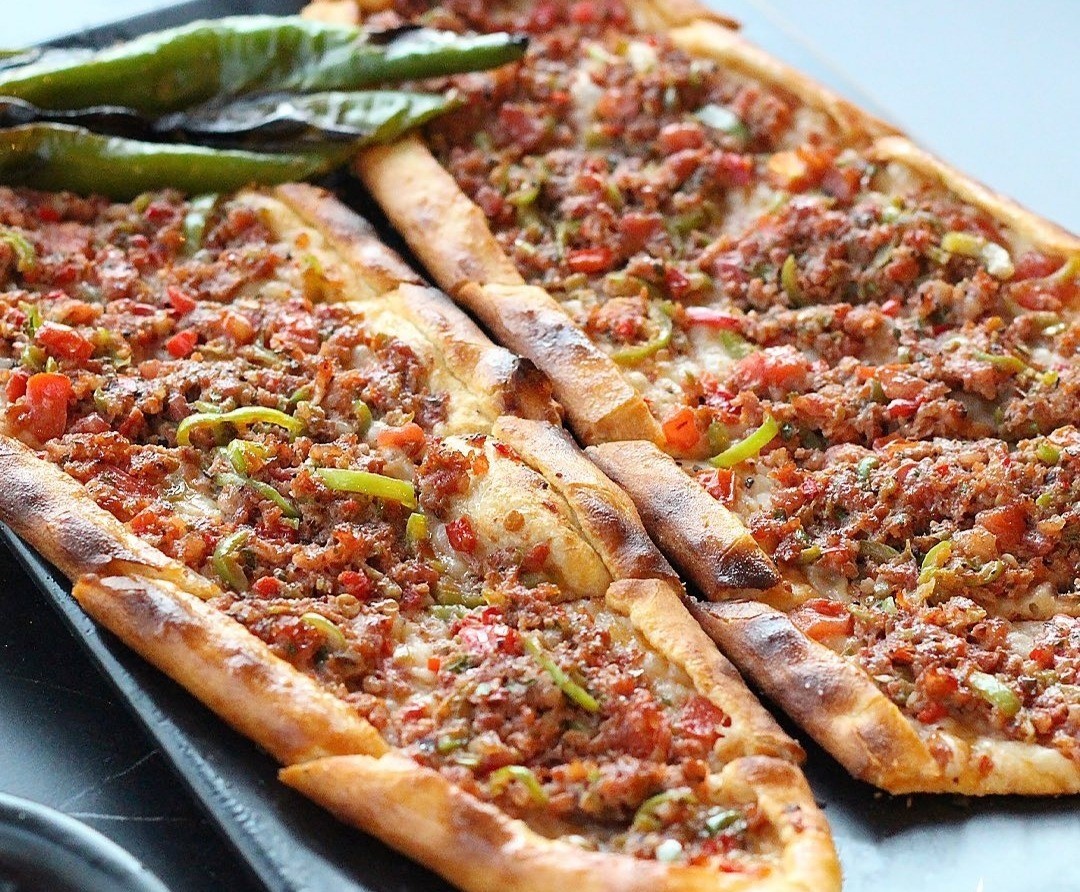 Kıymalı Pide