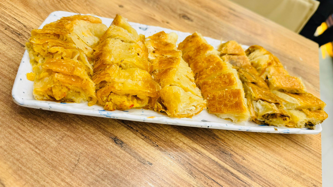 BÖREK