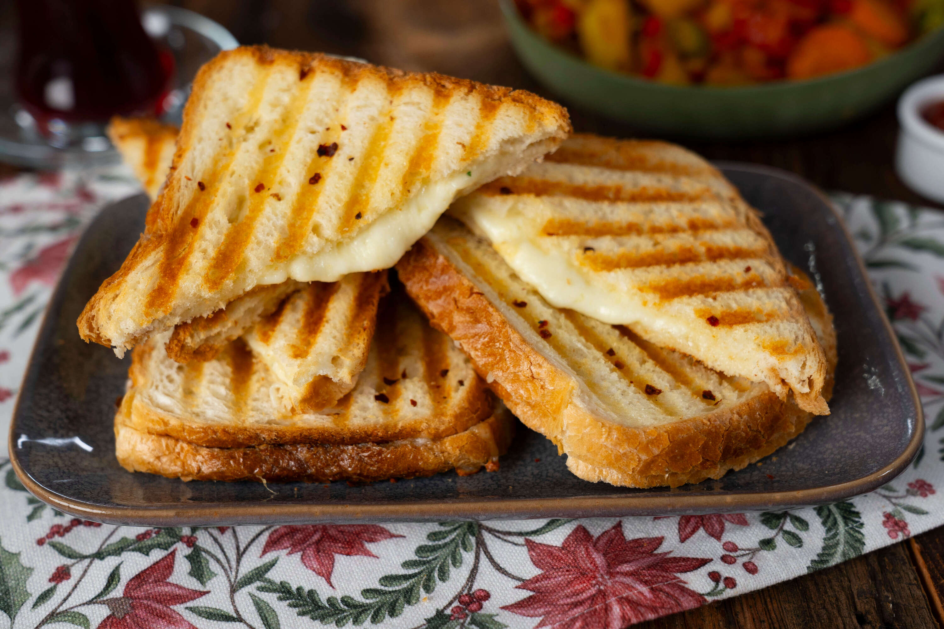 KAŞARLI TOST 