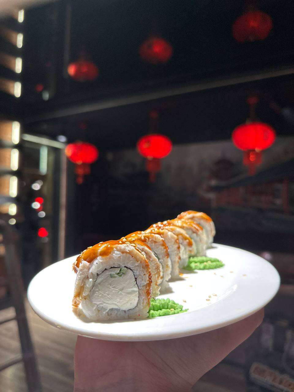 Dragon roll
