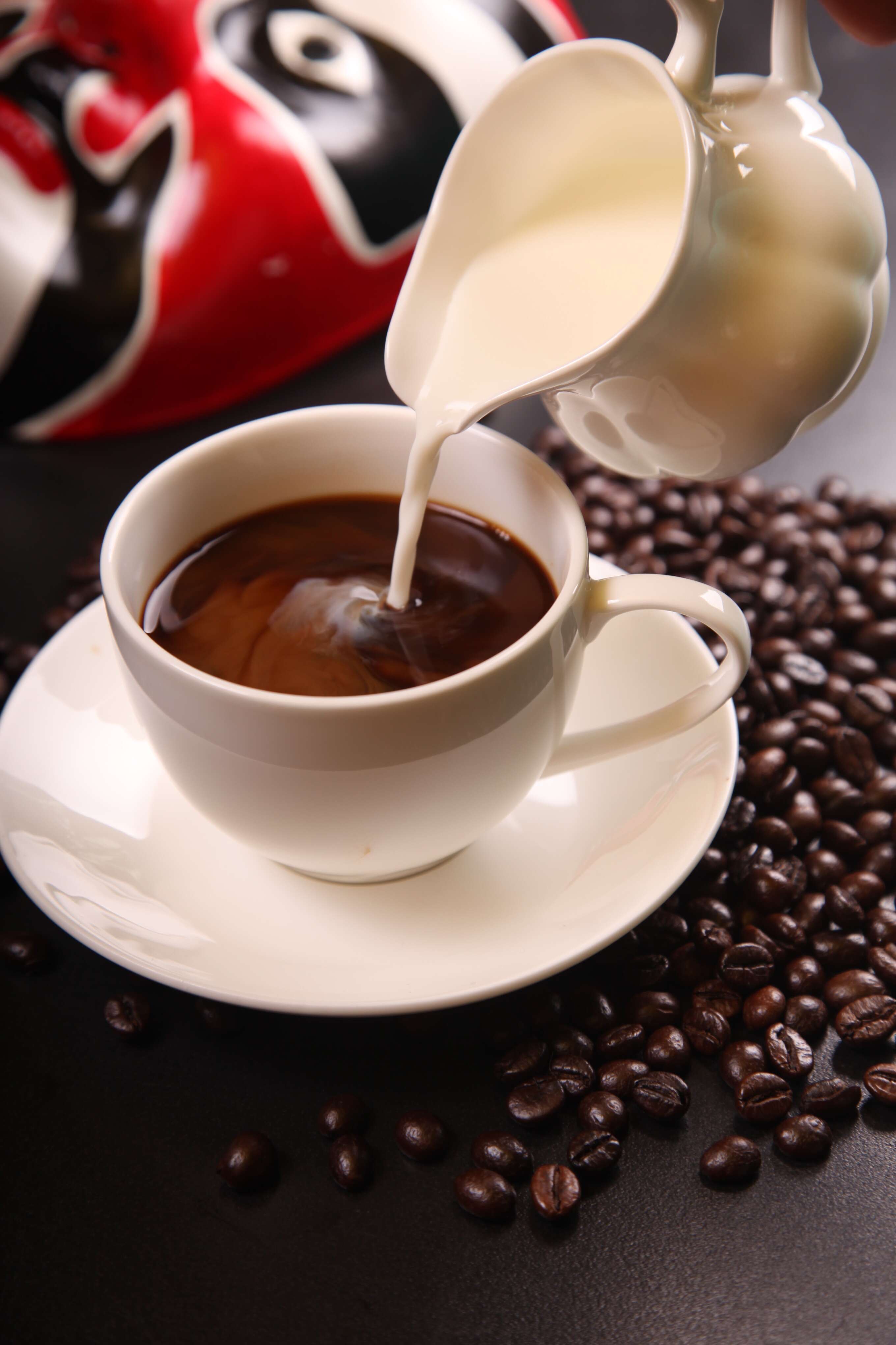 Filter coffee with milk