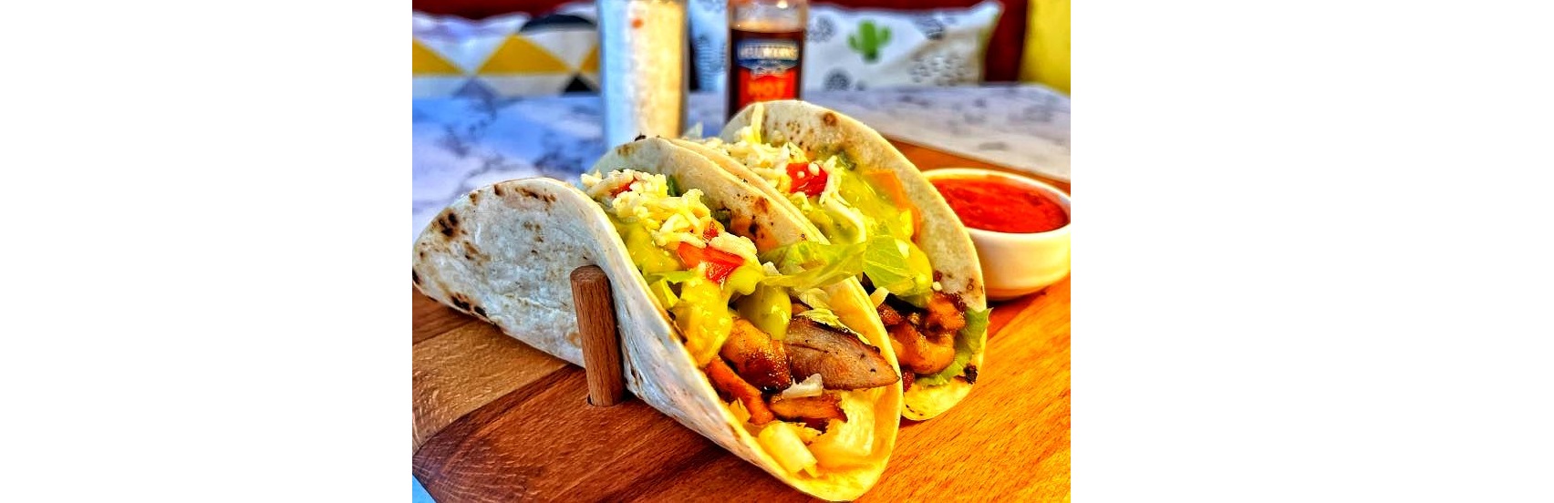 Single Chicken Hard-Shell Taco