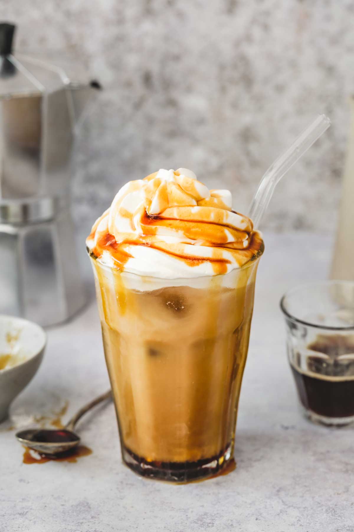 Ice caramel latte