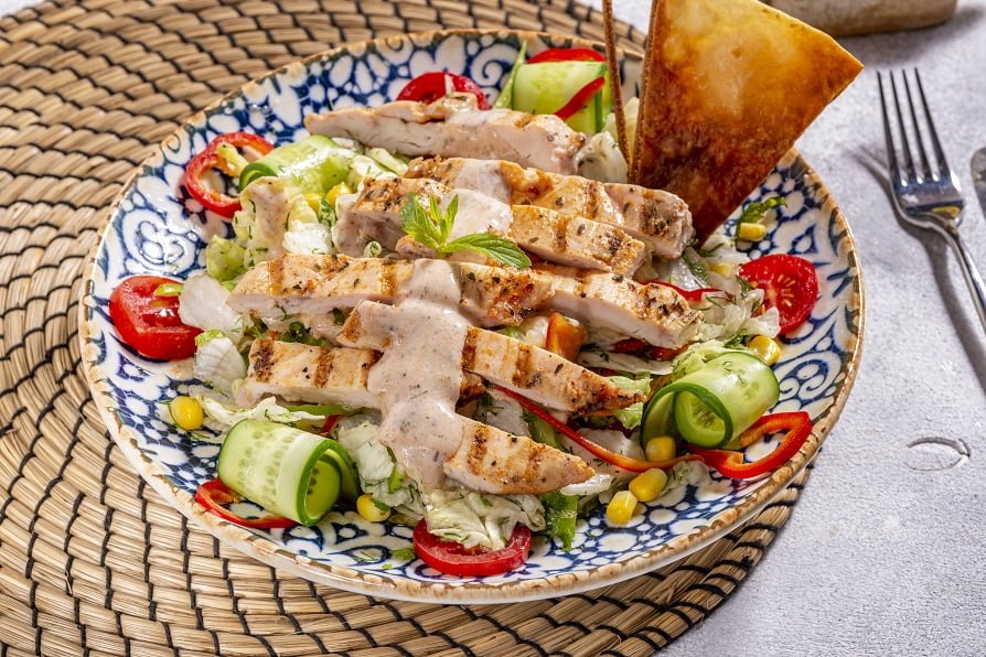 Tavuk Sezar Salata
