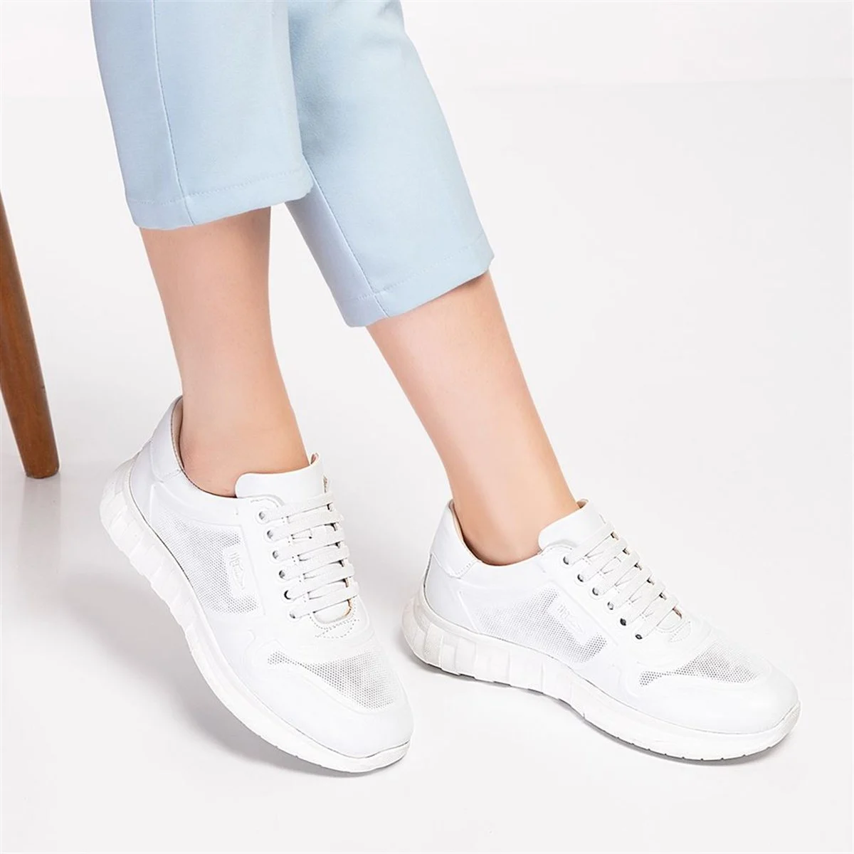SCHUH