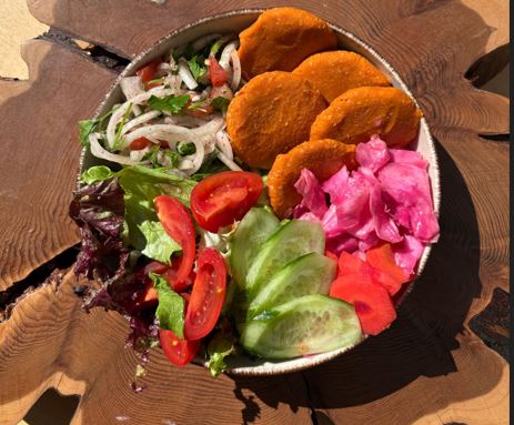Mercimek Köfteli Bowl