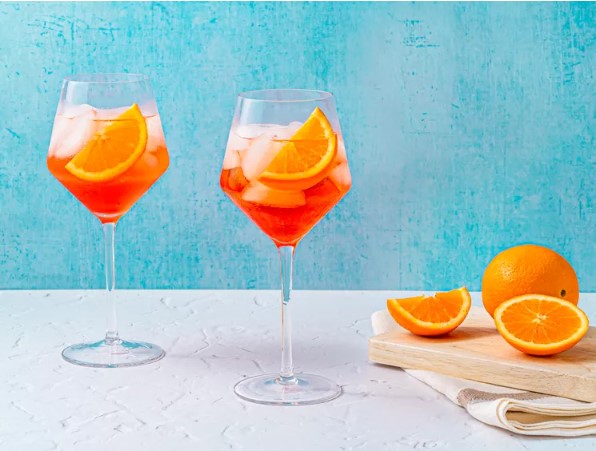 •	APEROL SPRITZ