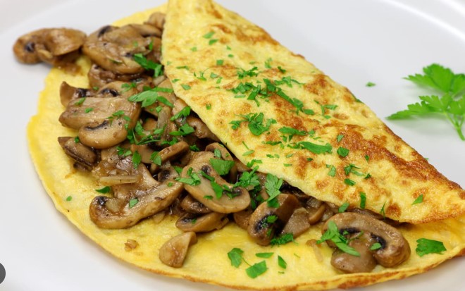 MUSHROOM OMELETTE