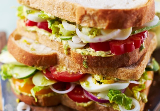 TUNA MELT SANDWICHE