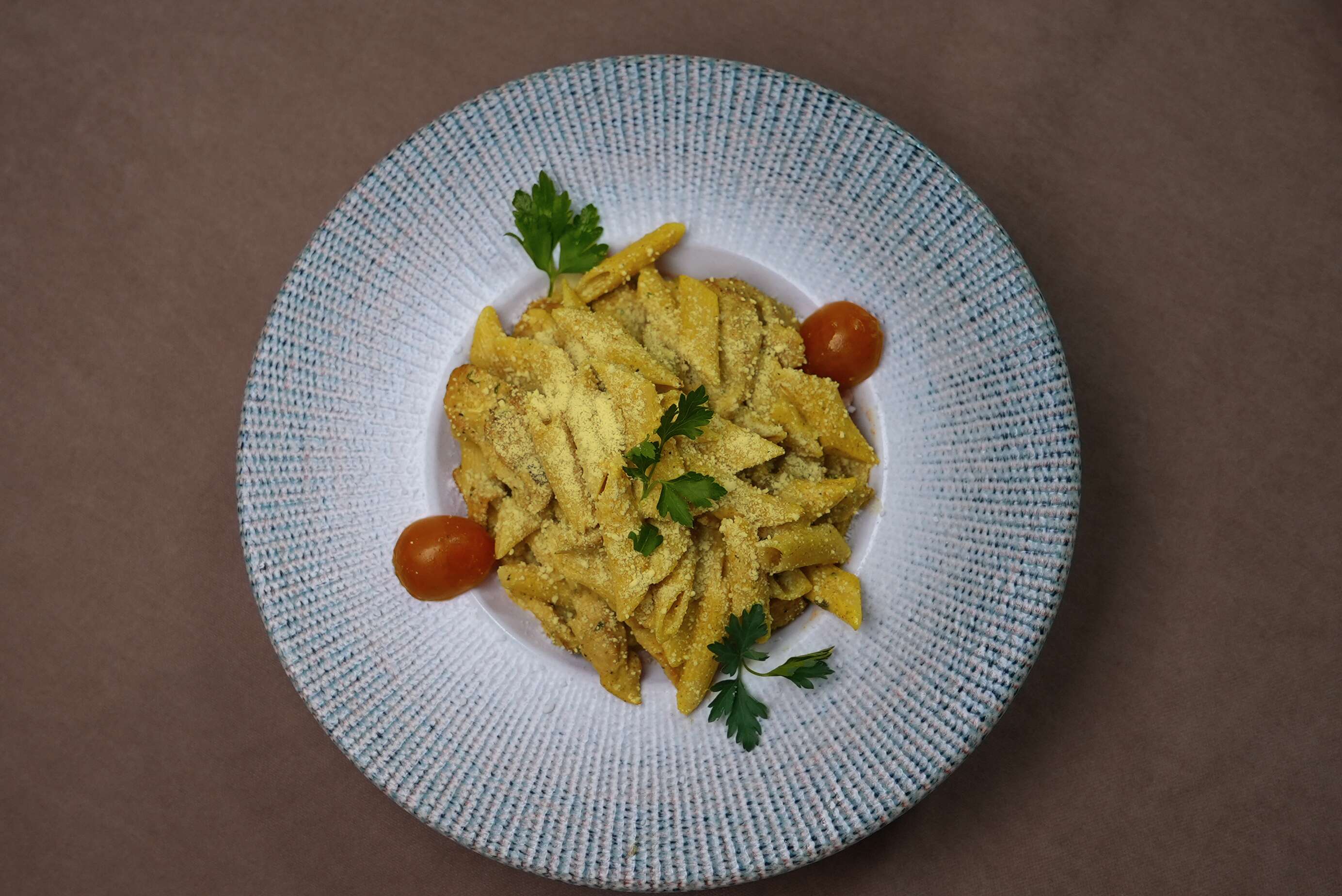 Köri Soslu Tavuk Mantar Penne