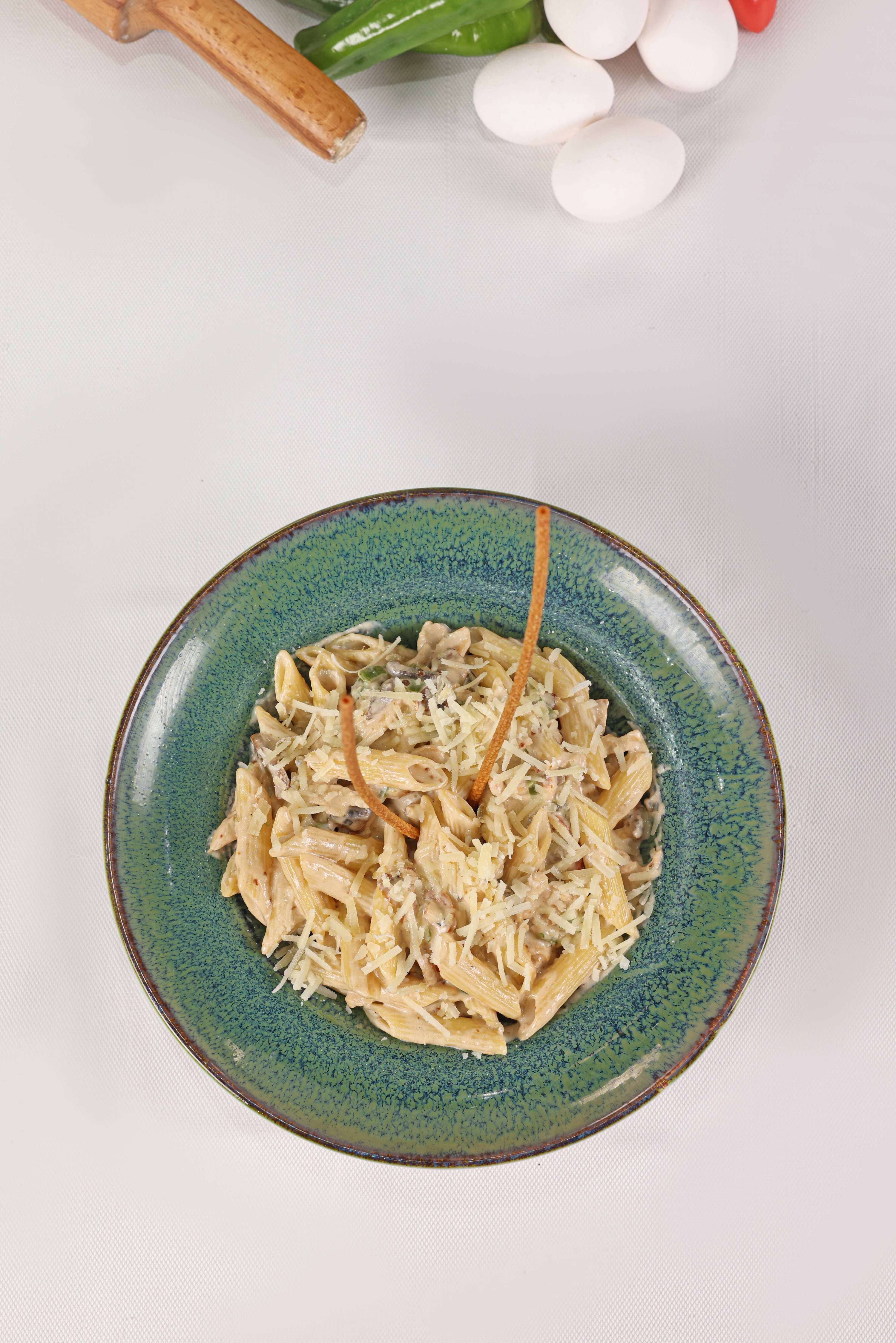 TAVUK MANTAR PENNE
