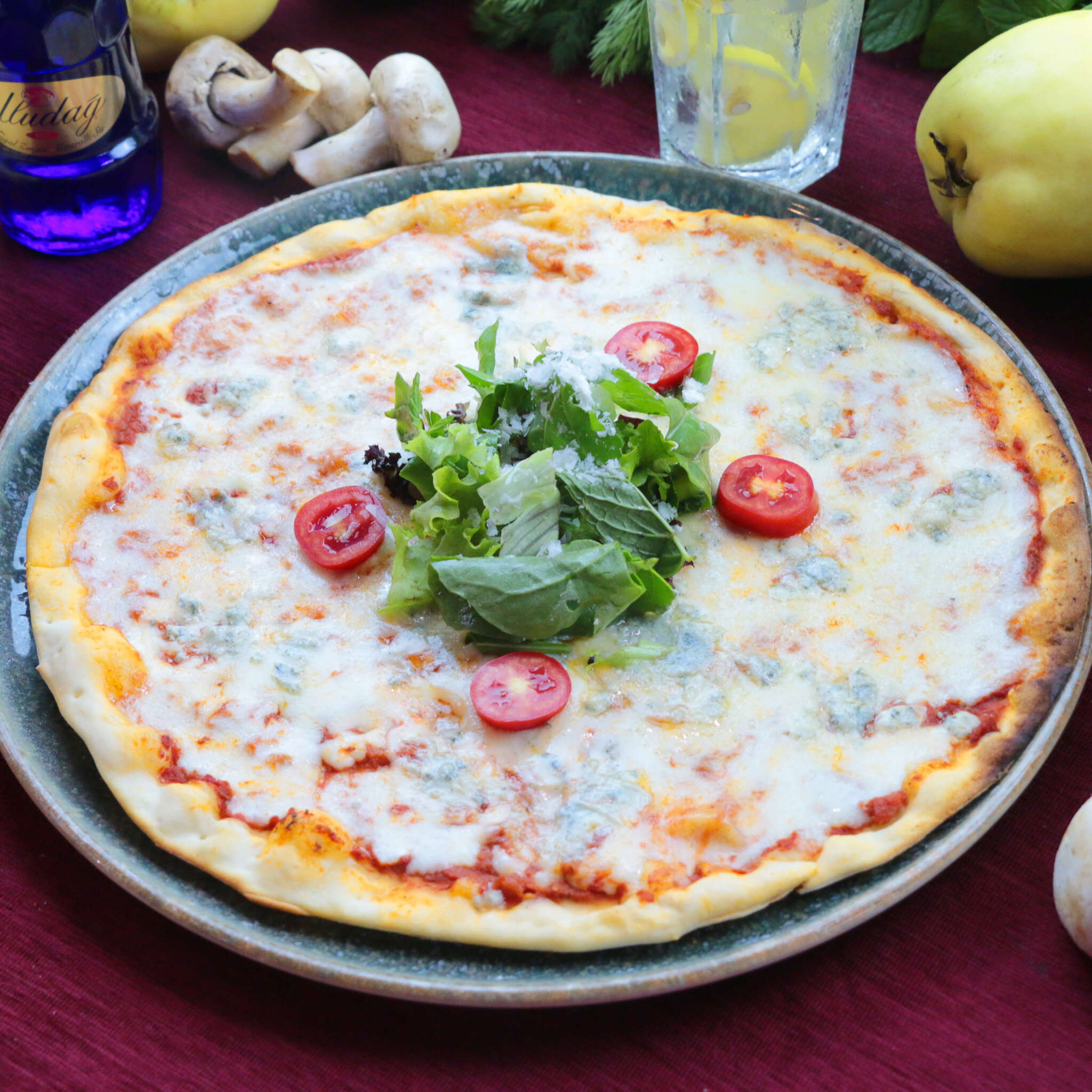3 PEYNIRLI PIZZA