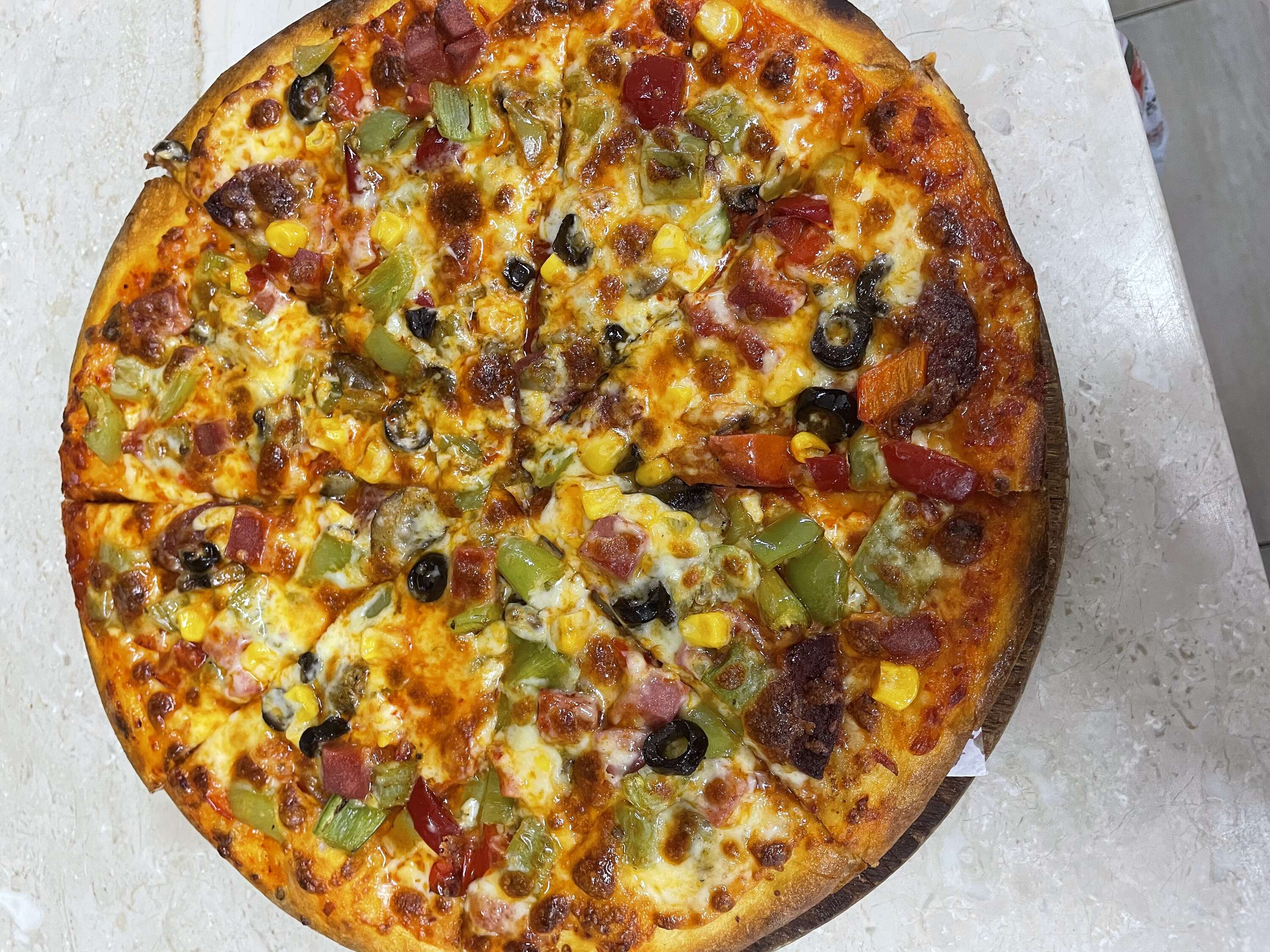 Karışık pizza