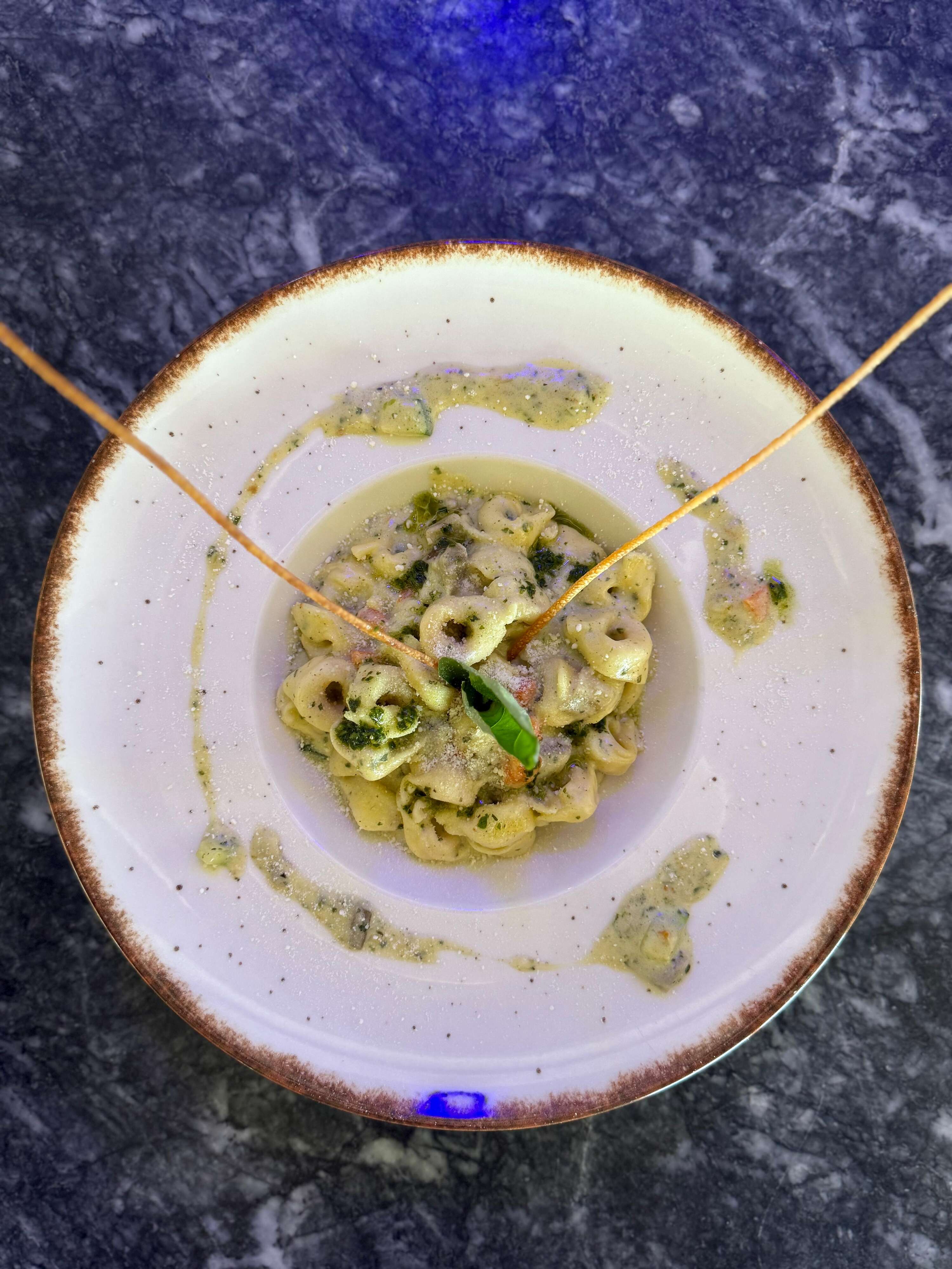 3 PEYNİRLİ TORTELLİNİ 