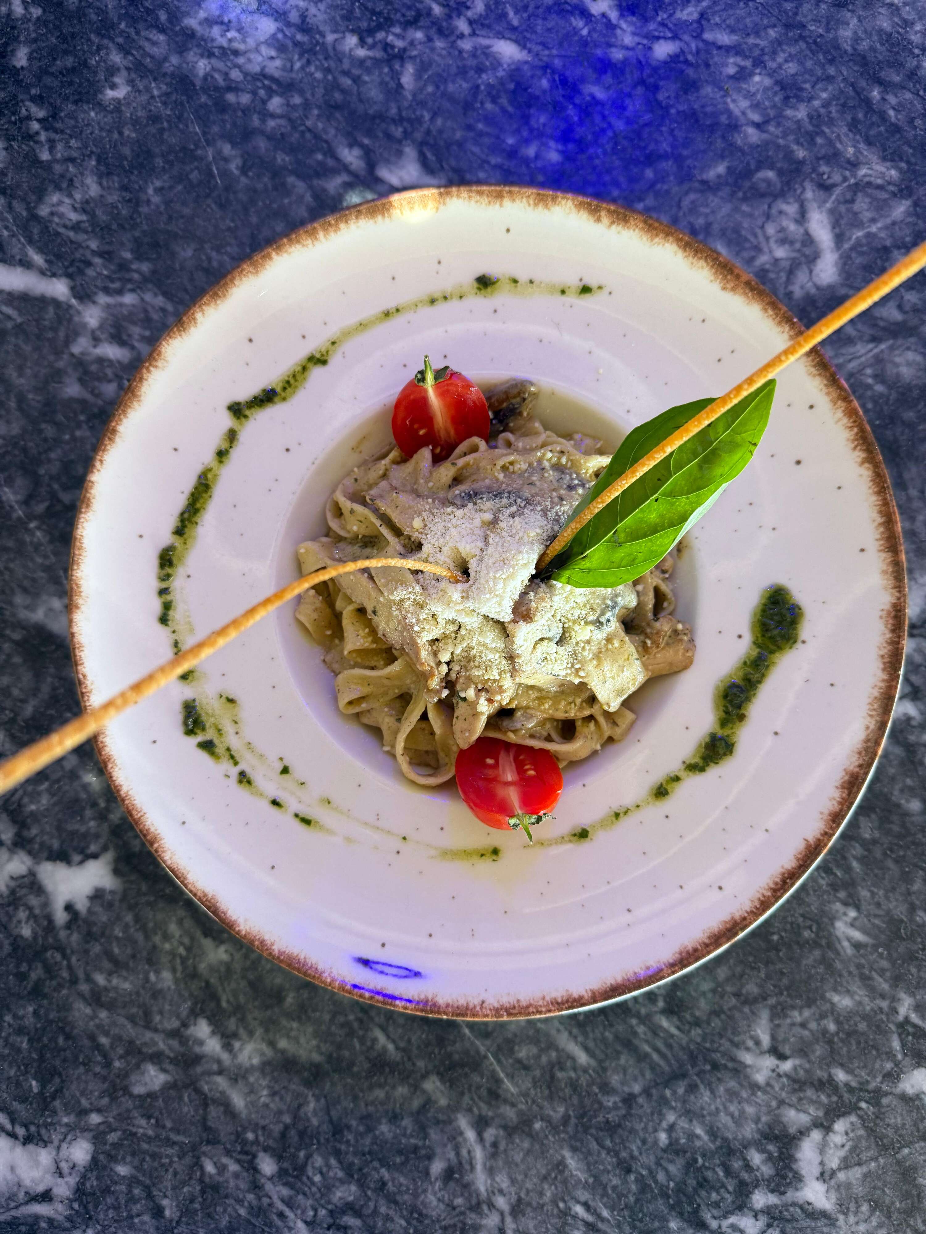 FETTUCİNİ ALFREDO