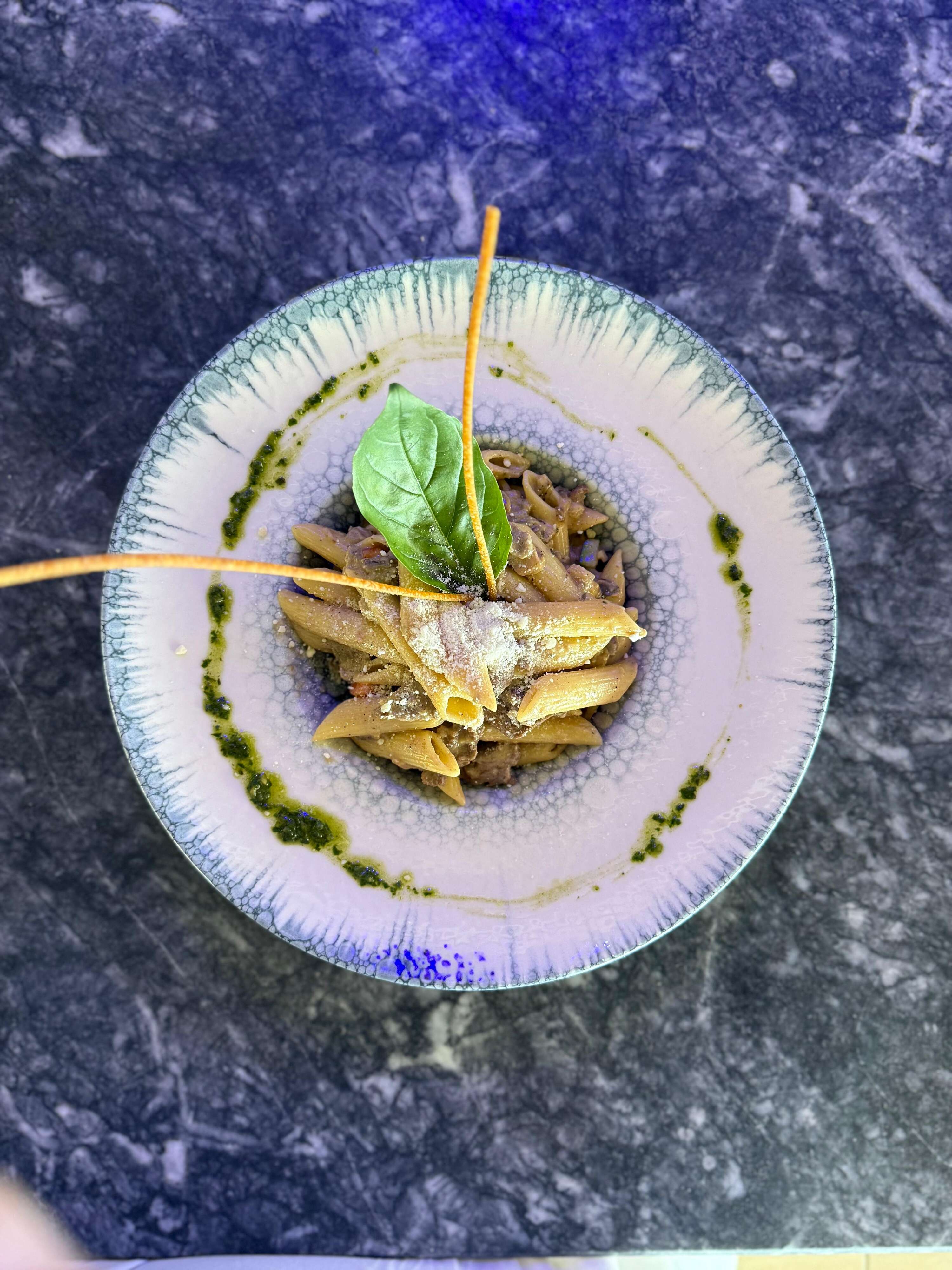 İSVEÇ SOSLU PENNE