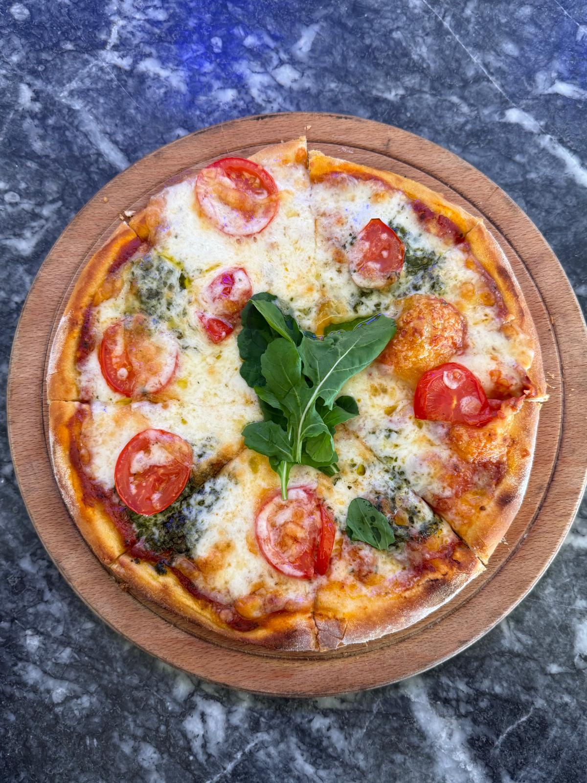 MARGARİTA PİZZA