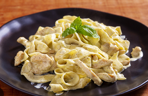 FETTUCİNE ALFREDO 