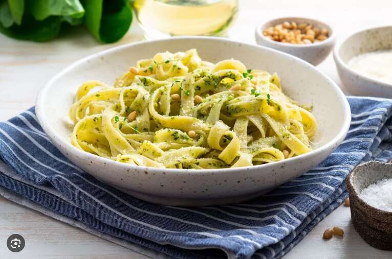 FETTUCİNE AL PESTO