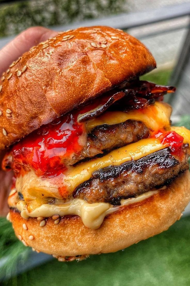 Chilli steak burger