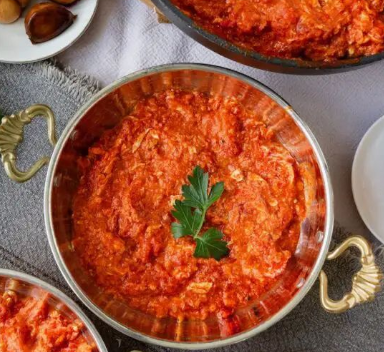 Sade menemen