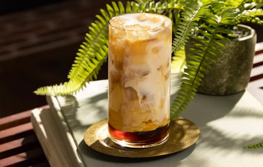 ICED CAFE AU LAIT