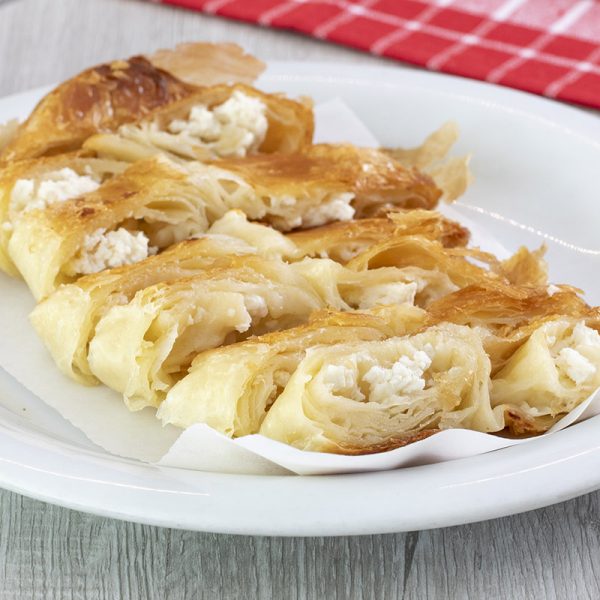 Peynirli Kol Böreği (Porsiyon)