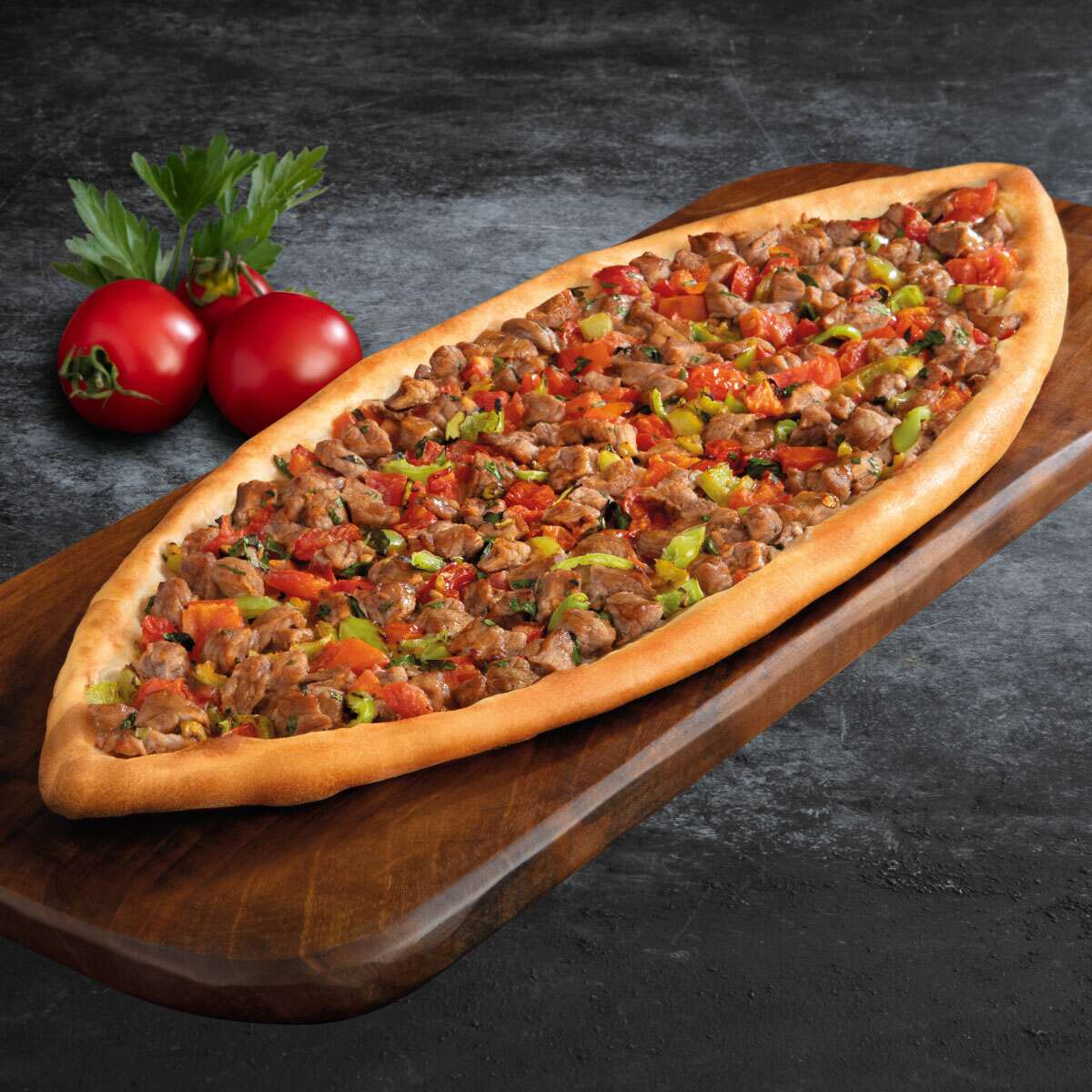Kuşbaşılı Pide (Açık)-Pita with Cubed Meat (Open)