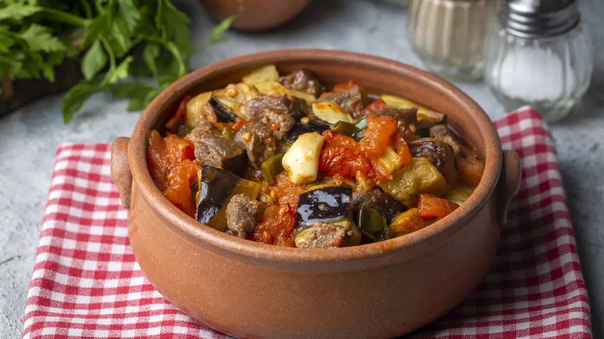 Et Güveç-Meat Casserole
