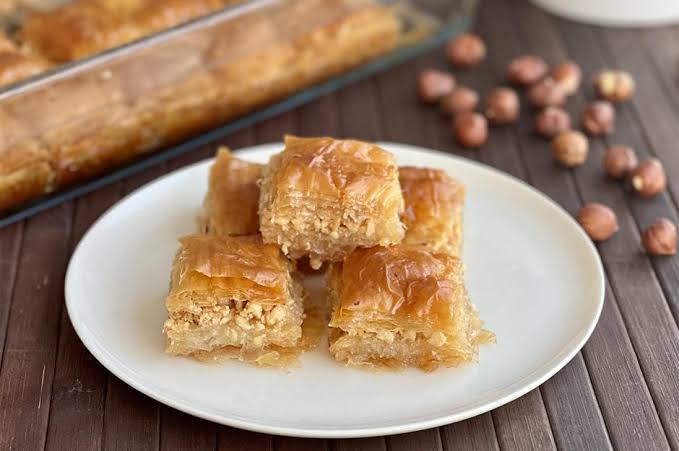 Fındıklı baklava porsiyonu