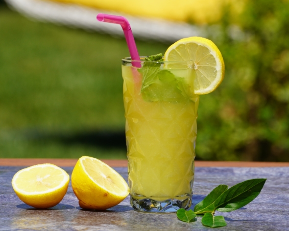 Ev Yapımı Limonata