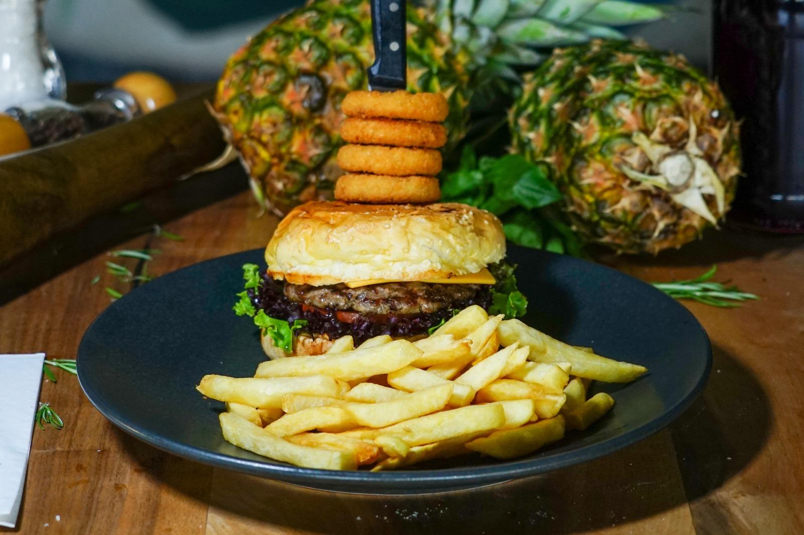 Savorya Burger