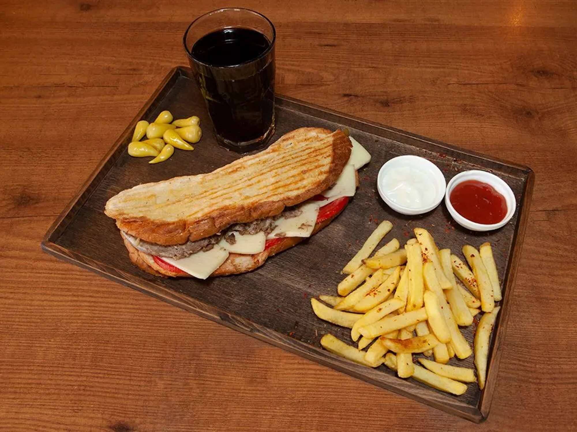 Ayvalık Tost Menü