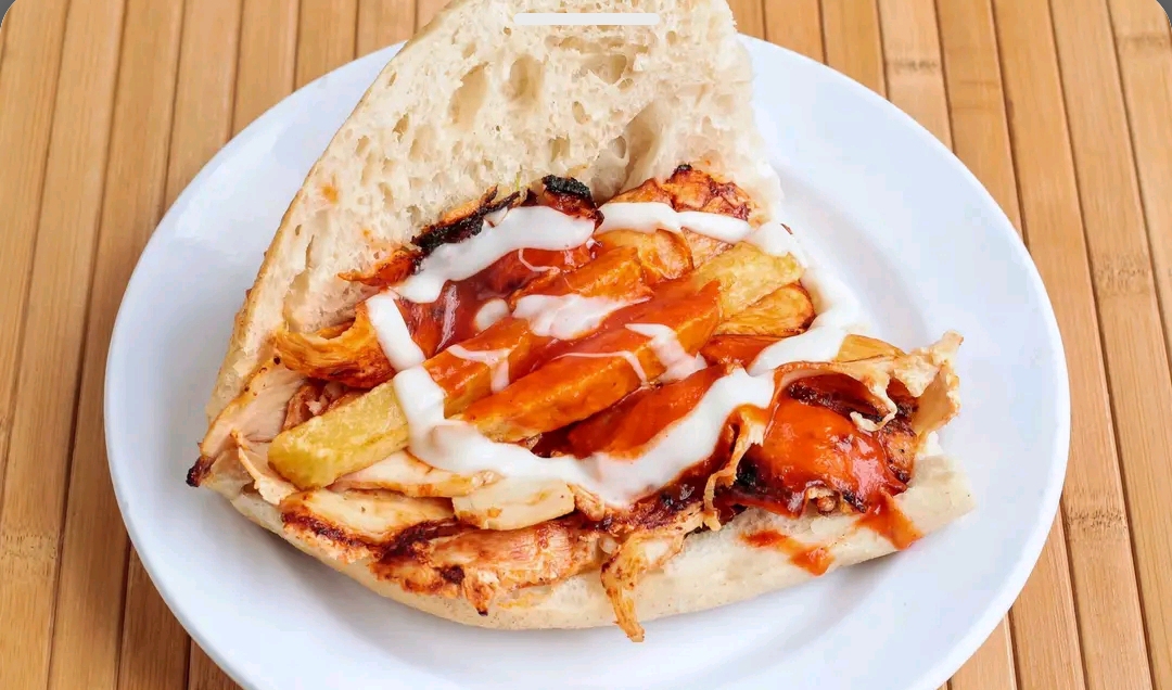 Tavuk yarım ekmek