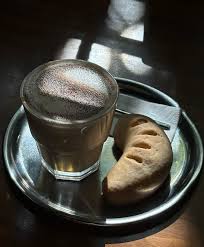 CHAI TEA LATTE