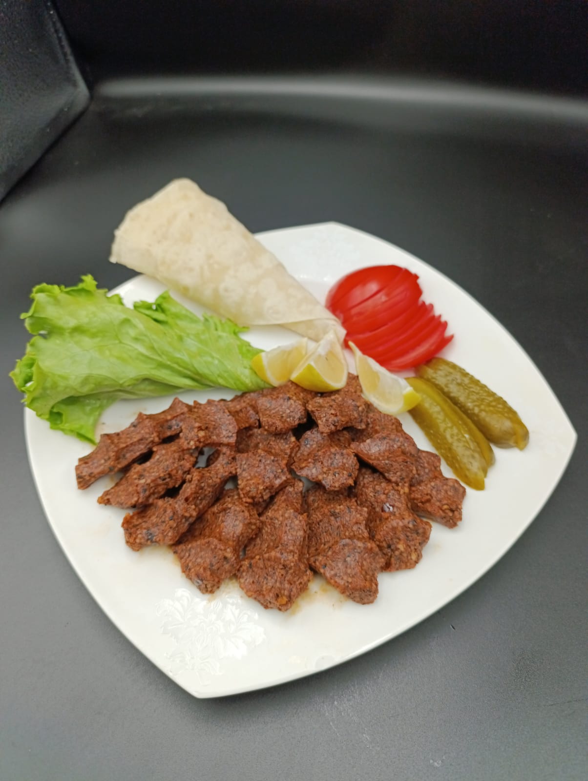 EL YAPIMI ÇİĞKÖFTE ( 250 GR )