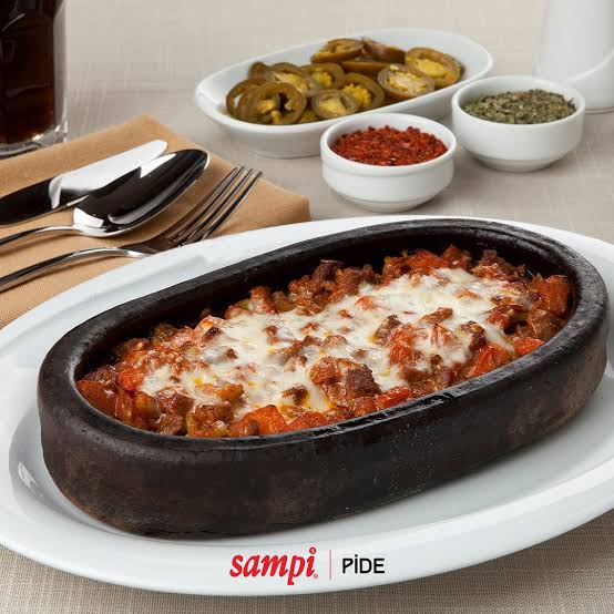 Diced meat in an earthenware casserole