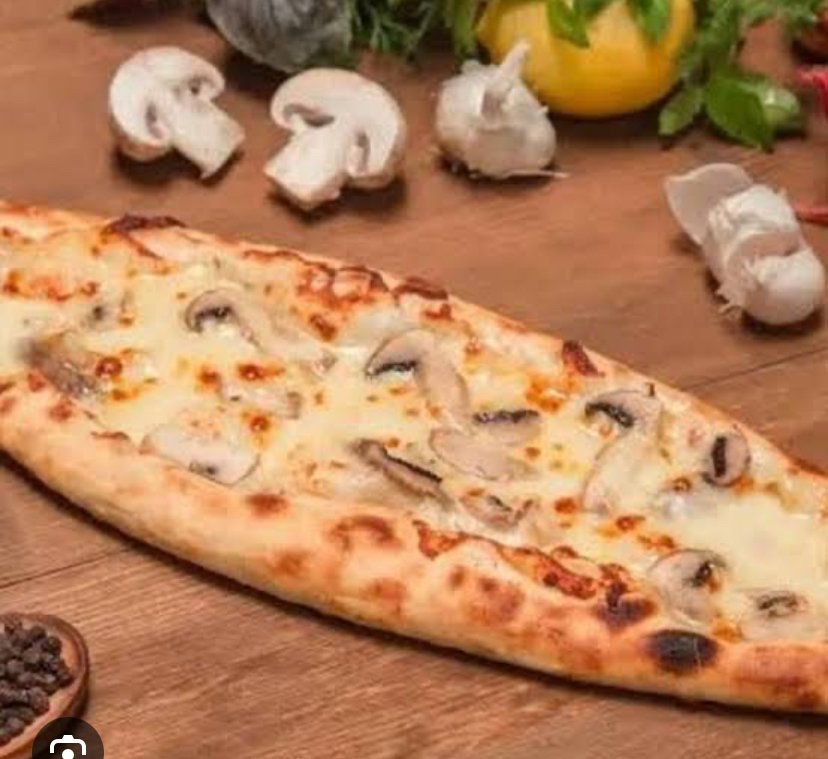 Mantarlı Kaşarlı Pide