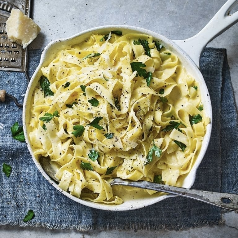 Fettuccine Alfredo