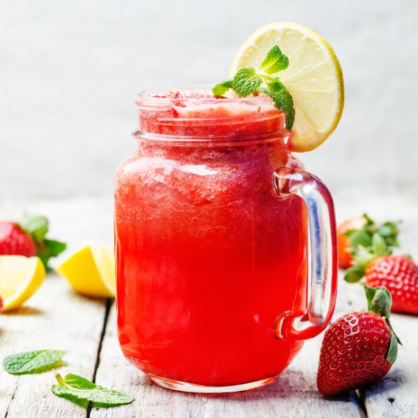 Strawberry lemonade