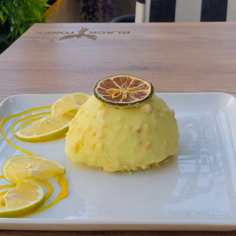 Cool Lime Dome Cake