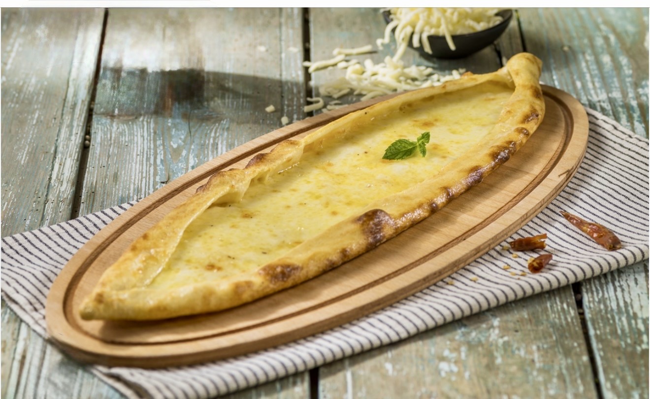 Kaşarlı Pide / Cheese Pide