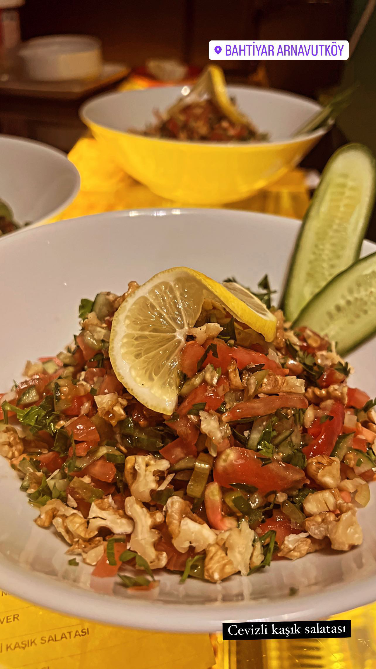 Cevizli Kaşık Salatası